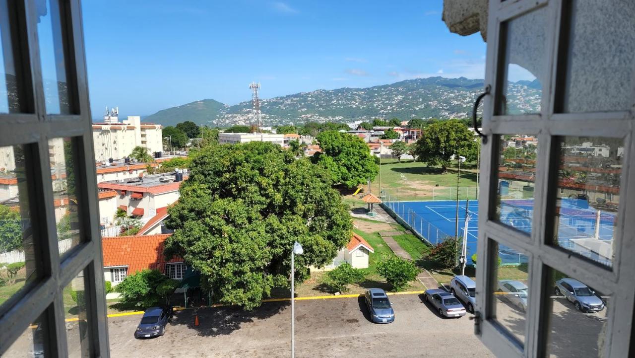 Oaklands Oasis Apartment Kingston Ngoại thất bức ảnh